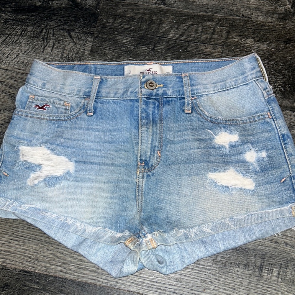 Denim high waisted Hollister shorts